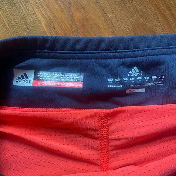 adidas tennis skirt 🎾⛳️ - Picture 3 of 4